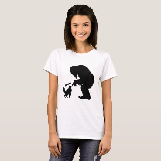 Bigfoot Playful Long Haired Cat Boop  Tシャツ (正面フル)