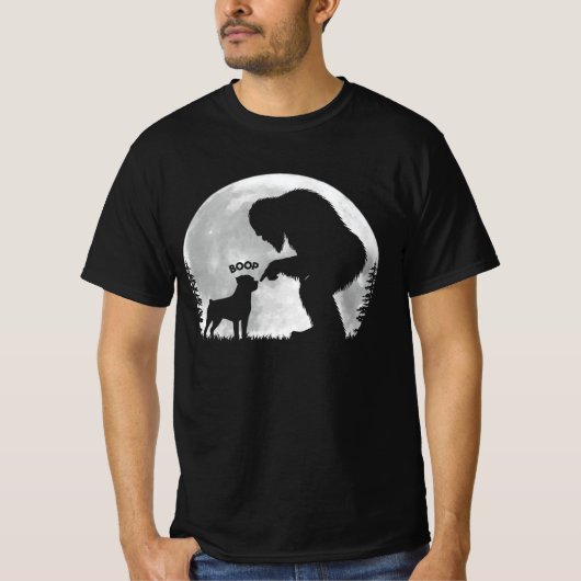 Bigfoot Rottweiler Boop Tシャツ (正面)
