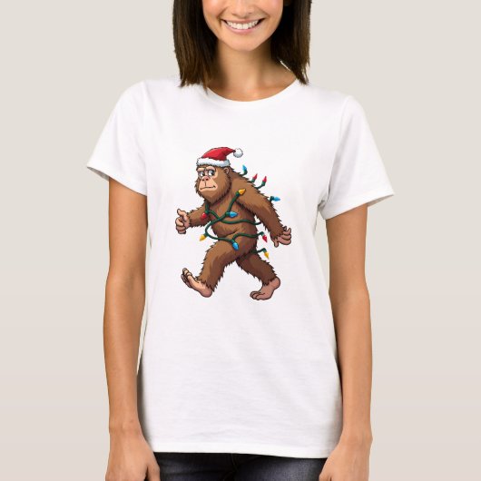 Bigfoot Santa Christmas Tree Lights Xmas Boys Men  Tシャツ (正面)