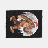 Bigfoot Santa Christmas Tree Lights Xmas Sasquatch フリースブランケット (正面(横))