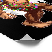 Bigfoot Santa Christmas Tree Lights Xmas Sasquatch ポスター (角)