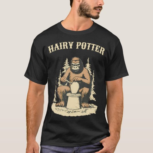 Bigfoot Sasquatch Hairy Potter Funny Pottery Ceram Tシャツ (正面)