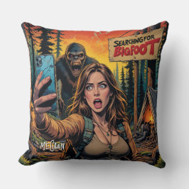 Bigfoot Sasquatch Selfie クッション