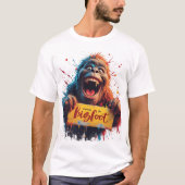 Bigfoot Sasquatch Yeti Monster Creature Tシャツ (正面)
