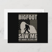 Bigfoot Saw Me American Flag ポストカード (正面/裏面)