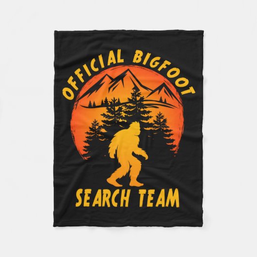 Bigfoot Search Team Sasquatch Yeti Funny  フリースブランケット (正面)