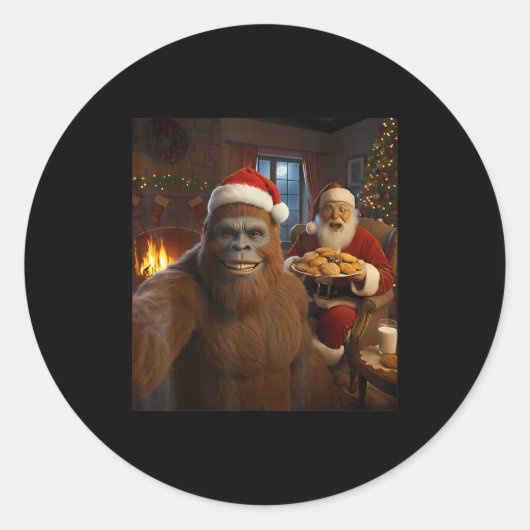 Bigfoot Selfie With Santa Claus Funny Christmas Me ラウンドシール (正面)