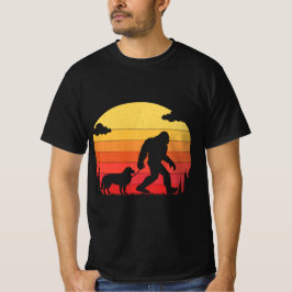 Bigfoot Silhouette Walking Border Collie Dog Tシャツ