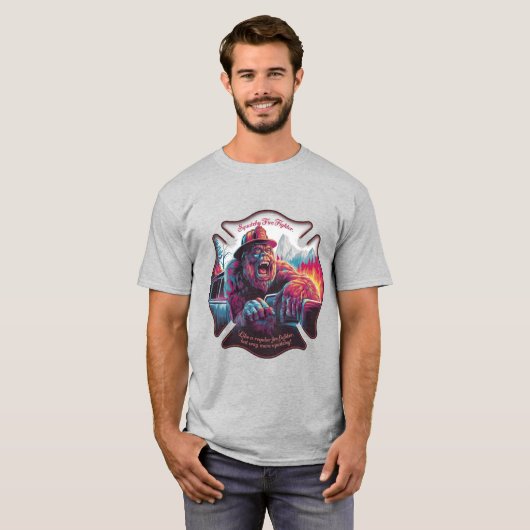 Bigfoot: Squatchy Fire Fighter Tシャツ (正面フル)