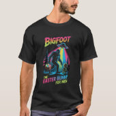 Bigfoot The Easter Bunny Men's Tee Sasquatch Tシャツ (正面)