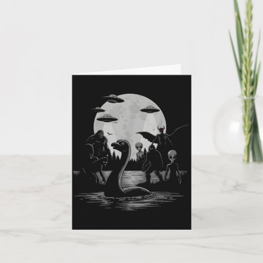 Bigfoot Ufo Loch Ness Monster Mothman And Aliens!  カード (正面)