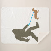 Bigfoot Walking Dachshund Sasquatch Doxie Dog Gift シェルパブランケット (正面(横))