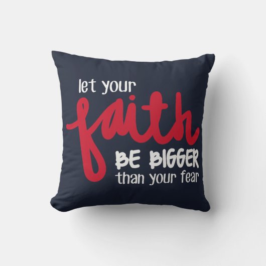 Bigger than your fear クッション (正面)