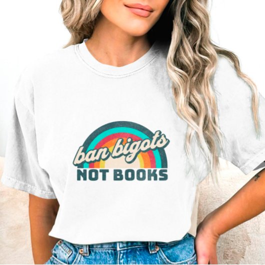 Bigots Not Books Tシャツを禁止 Tシャツ