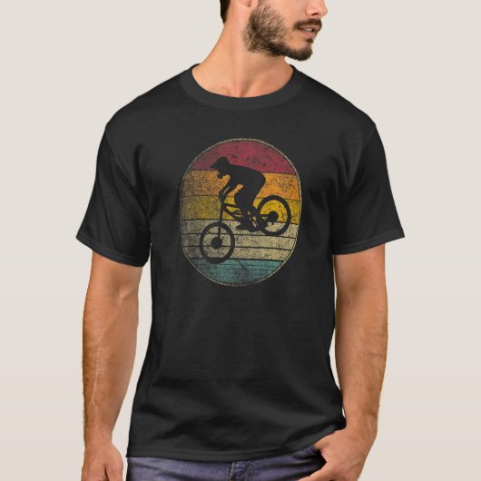 Bike  Bicycle Cycling Racing Cyclist Road Mountain Tシャツ (正面)