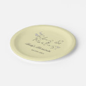 Bikins & Martinis bachelorette party yellow retro ペーパープレート (アングル)