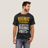 Bionic Grandpa Men Knee Hip Replacement 90 Origina Tシャツ (正面フル)