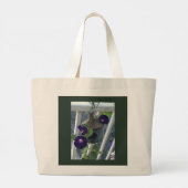 Bird House With Morning Glories  ラージトートバッグ (裏面)