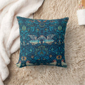 Birds By William Morris クッション (ブランケット)