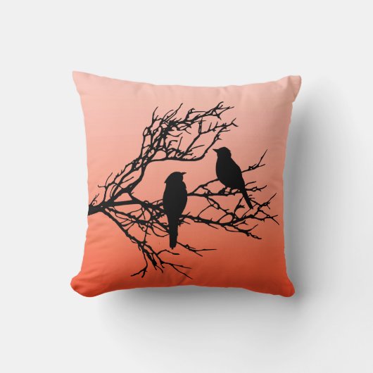 Birds on a branch, Black Against Sunset Orange Thr クッション (正面)