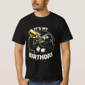 Birthday Beer Chugging Gorilla  Tシャツ (正面)