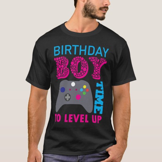 Birthday Boy Video Game Birthday Party Tシャツ (正面)