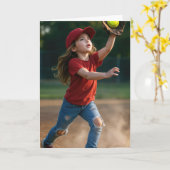 Birthday Girl Catching a Softball カード (黄色い花)