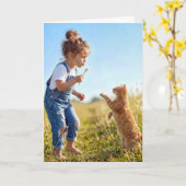 Birthday Girl With Cat in Dandelions カード (黄色い花)