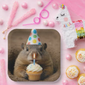 Birthday Groundhog with a Cupcake ペーパープレート (パーティー)