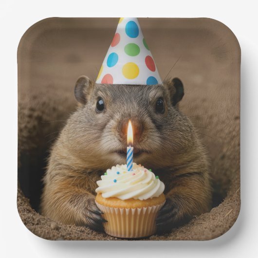 Birthday Groundhog with a Cupcake ペーパープレート (正面)