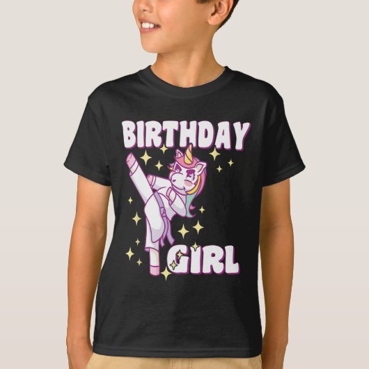 Birthday Karate Unicorn Girl  Tシャツ (正面)