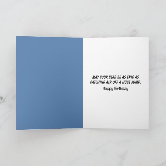 Birthday Polar Bear Mid-air on a Snowboard カード (内部)