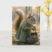 Birthday Squirrel Gathering Nuts In Her Purse カード (黄色い花)