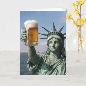 Birthday Statue of Liberty Holding Up a Beer Mug カード (黄色い花)