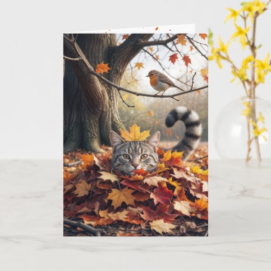 Birthday Tabby Cat In an Autumn Leaf Pile カード (黄色い花)