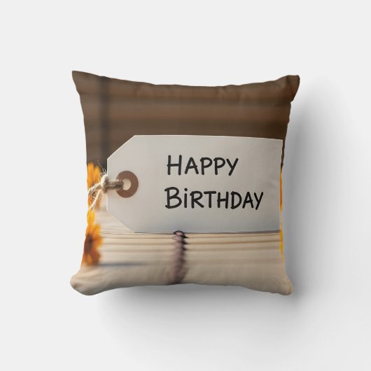 Birthday tag flower decoration クッション (正面)