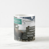 BIson,イエローストーンエントランス,ガーディナー,MT コーヒーマグカップ (中央)