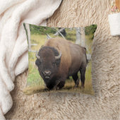 Bison Bull Throw Pillow クッション (ブランケット)