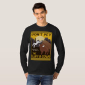 Bison  Don t Pet The Fluffy Cows Buffalo Tシャツ (正面フル)