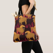 Bison in a field in high grass seamless pattern トートバッグ (クローズアップ)