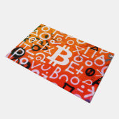 "Bitcoin Graffiti" (スタイル #7) ストリートアート ドアマット (アングル)