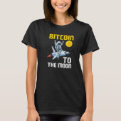 Bitcoin Moon Astronaut BTC Cyrpto Cryptocurrency Tシャツ (正面)