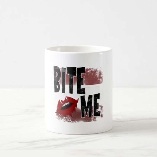 Bite me -カッコいい引用文 – ハロウィーン – こうもり コーヒーマグカップ (中央)