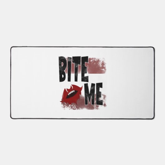 Bite me -カッコいい引用文 – ハロウィーン – こうもり デスクマット (正面)