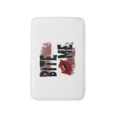 Bite me -カッコいい引用文 – ハロウィーン – こうもり バスマット (正面縦)