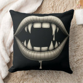 Bite Me Gothic Vampire クッション (ブランケット)