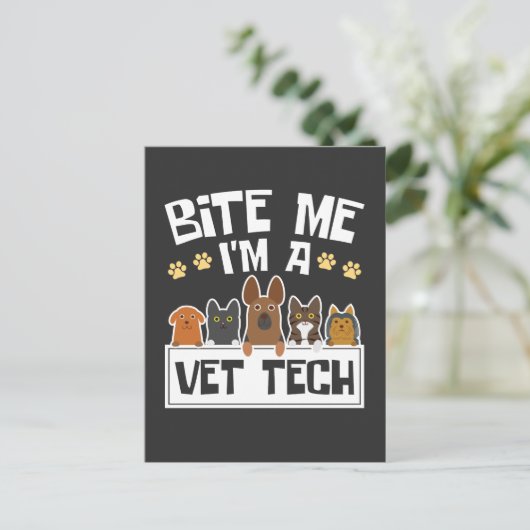 Bite Me Vet Tech獣医おもしろい技師 ポストカード (スタンド正面)