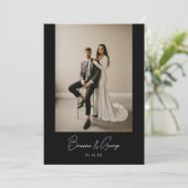 Blackモダンの結婚写真の取り出しと披露宴 招待状 (スタンド正面)