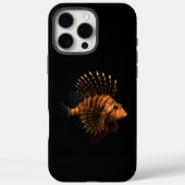 Black 4 Luxe iPhone 16 Pro Max, Red Lionfish Case-Mate iPhoneケース (裏面)