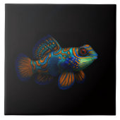 Black 4 Luxe Tile with Mandarin Dragonet Fish タイル (正面)